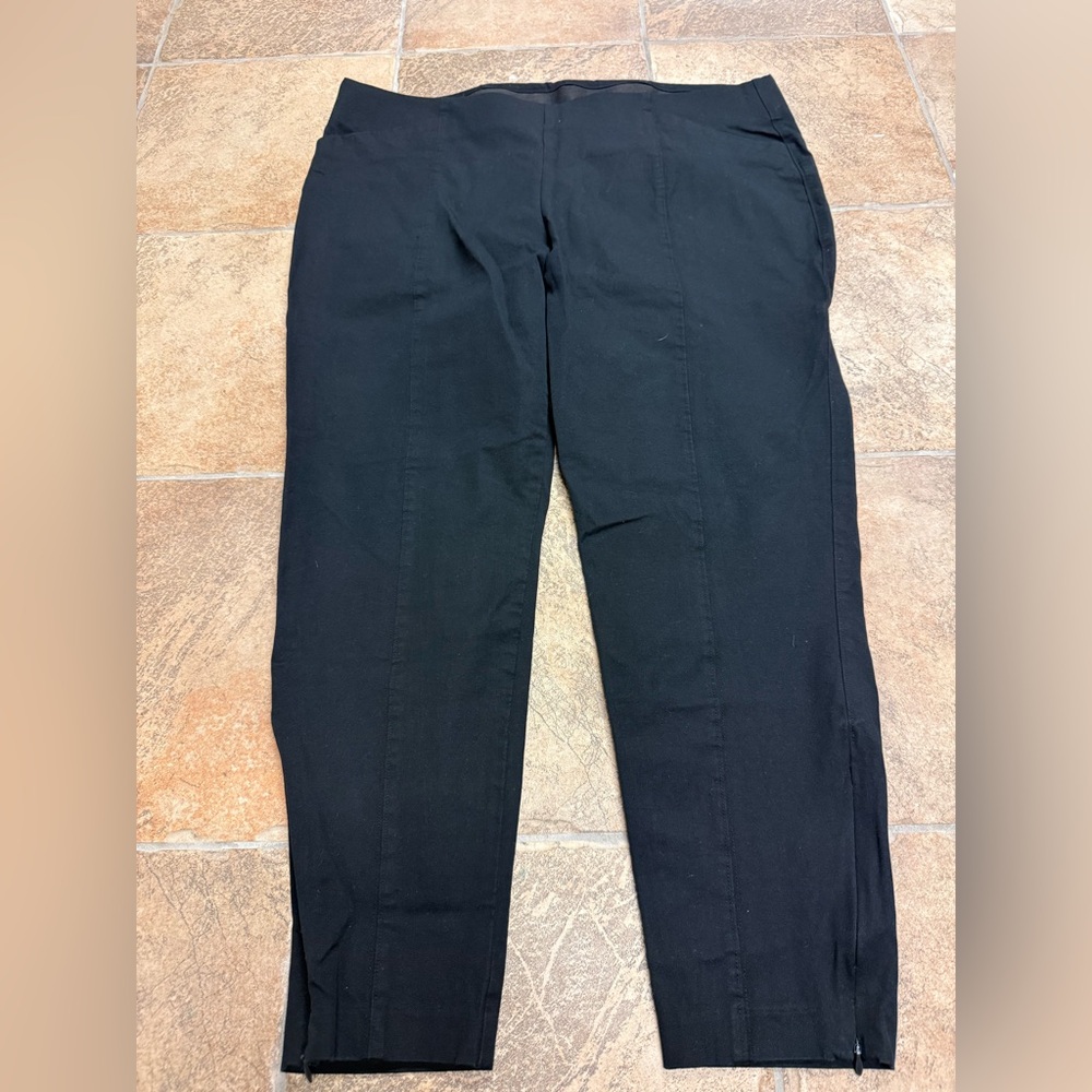 Old Navy High Rise Pixie Women's Black Ankle Pants with Comfy Waistband